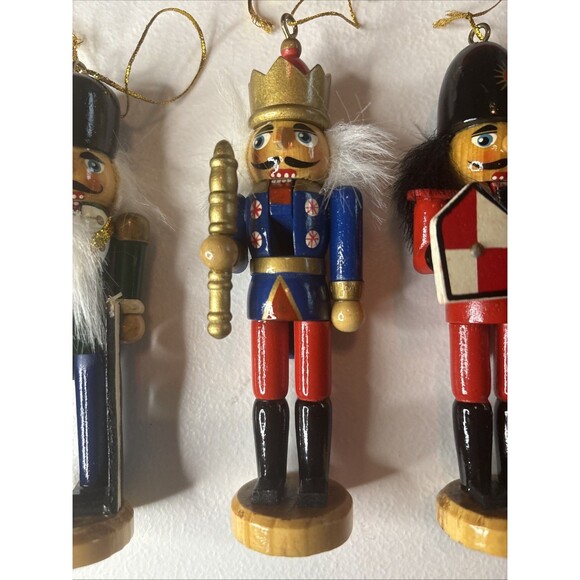 Set Of 4 Vintage Wooden Nutcracker Toy Soldier Christmas Ornaments With Beards - Picture 3 of 11